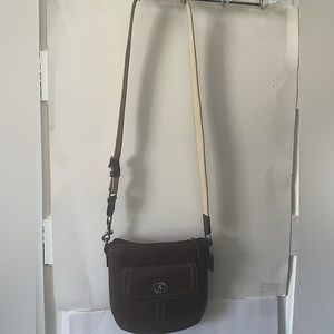 COACH Park swing pack pebbled, leather , Crossbody purse,l